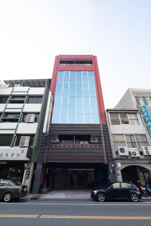 Hotel Brown - Chihkan Branch Tainan Exterior photo